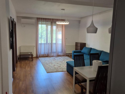 Apartament de 3 camere, 63 mp, centrala, parcare inclusă, Parc Bazilescu